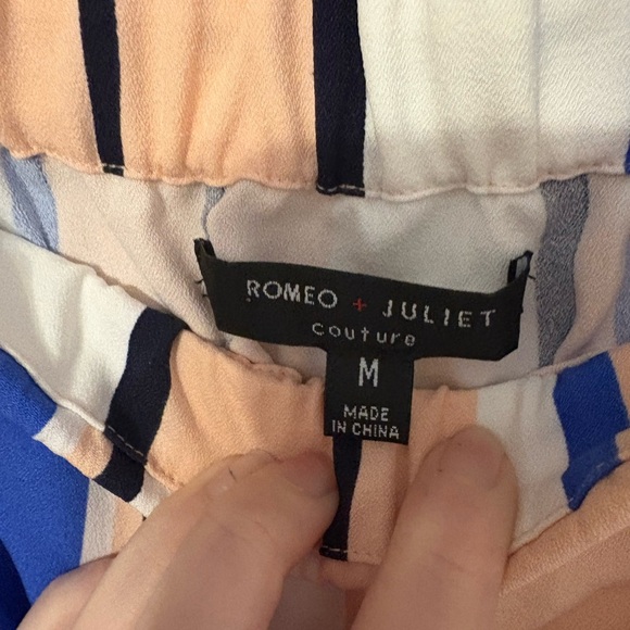 Romeo + Juliet Women's Striped Off-Shoulder Dress M Multicolor Party - Picture 4 of 4